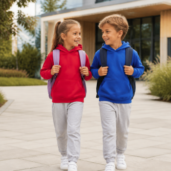Gyermek iskolai melegítőszett – kapucni nélküli pulóver és nadrág